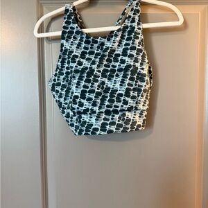 Stylish Black and White Patterned Women's Top